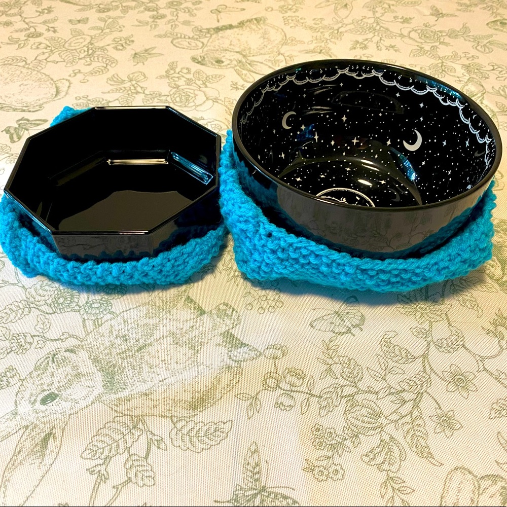 Handmade Bowl Cozy Set of 2 (Small & Large)